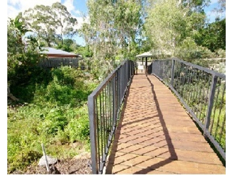 23/215 Creek Rd, Mount Gravatt East QLD 4122