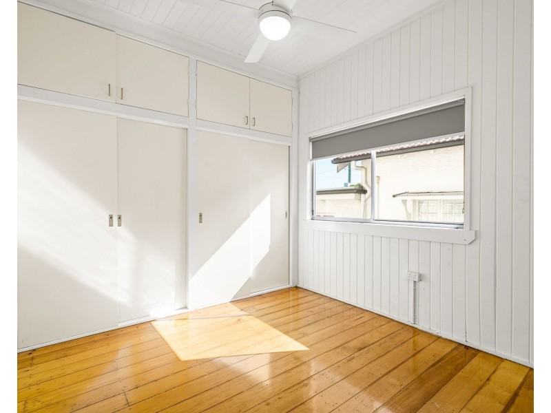 14 Young Street, Annerley QLD 4103