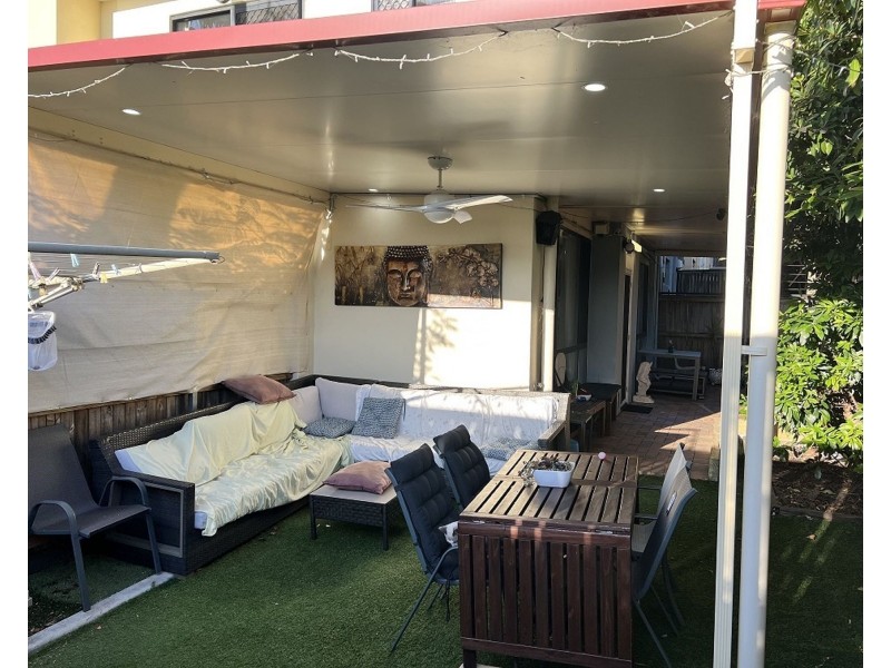 21/2200 Logan rd, Upper Mount Gravatt QLD 4122