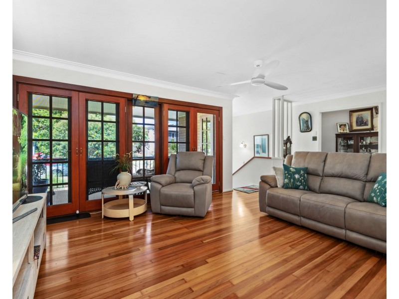 43 Renton Street, Camp Hill QLD 4152