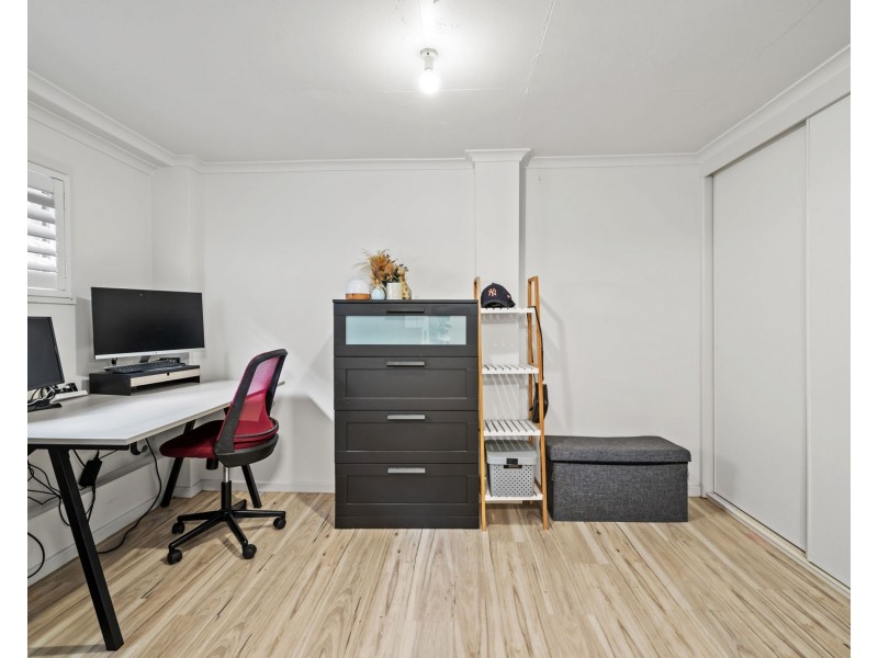 43 Renton Street, Camp Hill QLD 4152