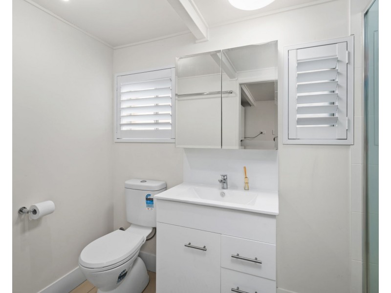 43 Renton Street, Camp Hill QLD 4152