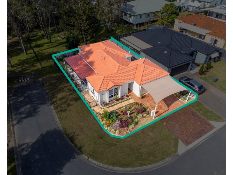 9 Adley Street, Carindale QLD 4152