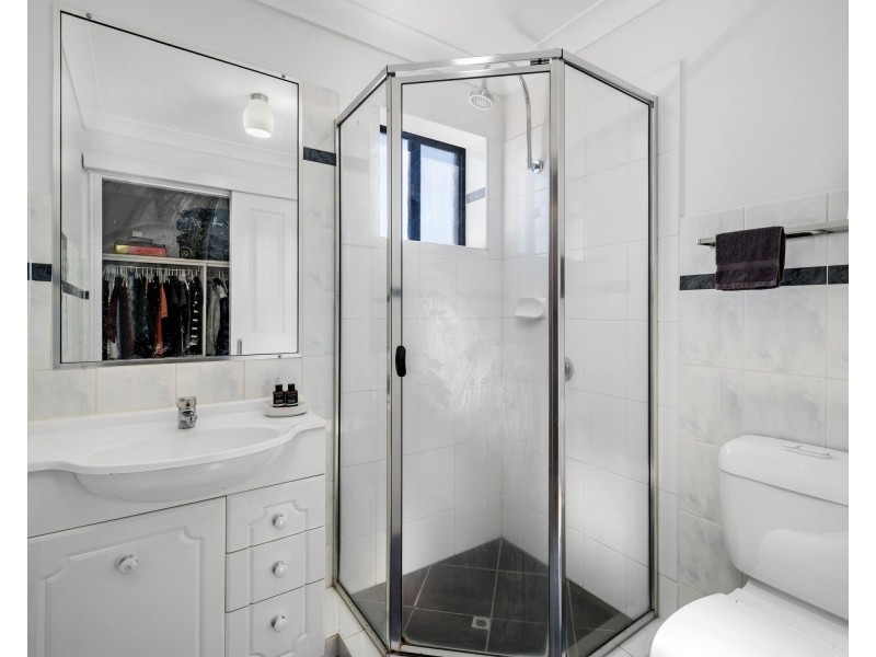 11/190 Wellington Road, East Brisbane QLD 4169