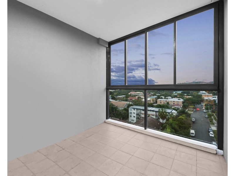 2092/123 Cavendish Road, Coorparoo QLD 4151