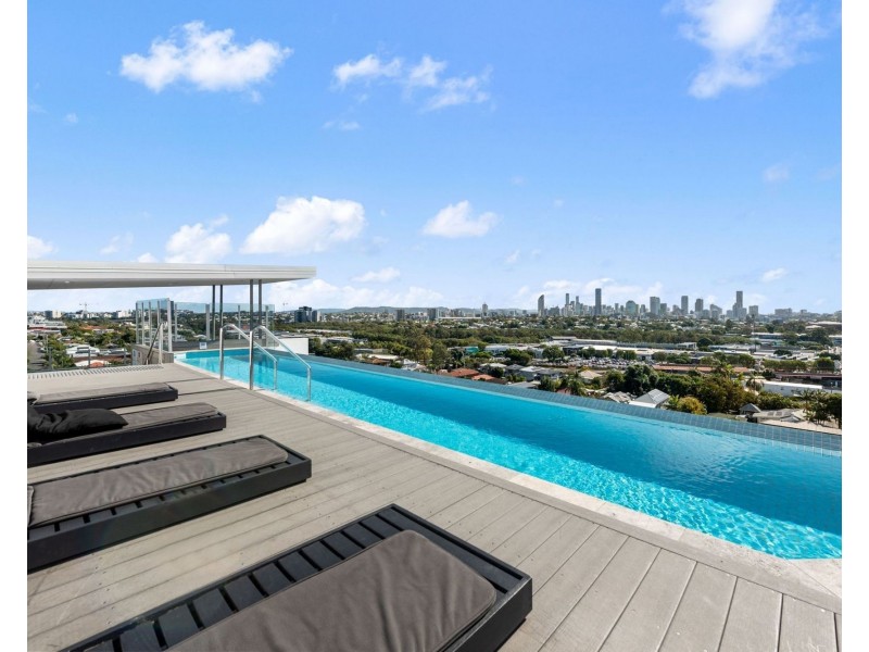 2092/123 Cavendish Road, Coorparoo QLD 4151