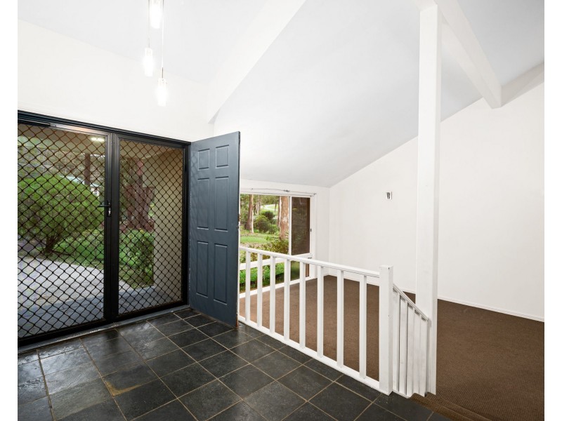 20 Woodlands Way, Parkwood QLD 4214