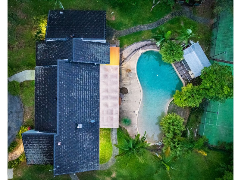 20 Woodlands Way, Parkwood QLD 4214