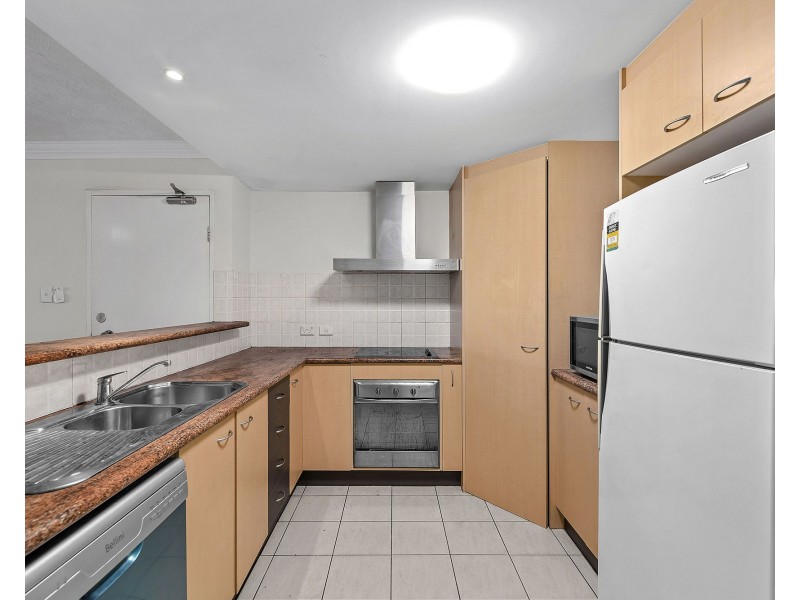 10/81 Annerley Road, Woolloongabba QLD 4102