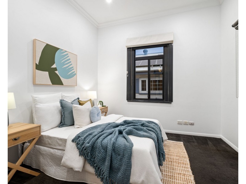 25 Queen Bess Street, Woolloongabba QLD 4102