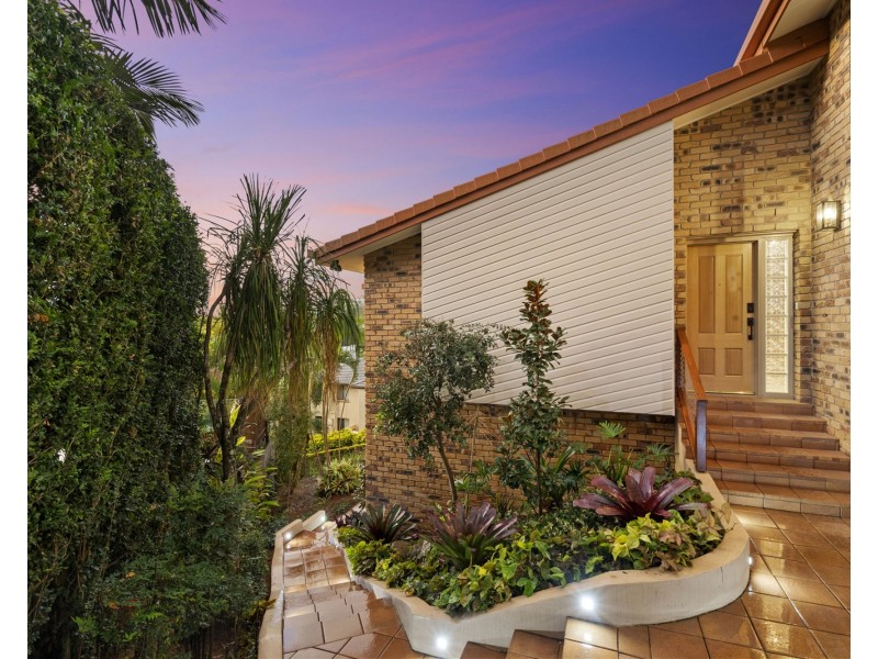 5 Lynell Street, Hamilton QLD 4007