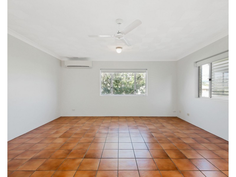 1/72 Thomas Street, Greenslopes QLD 4120