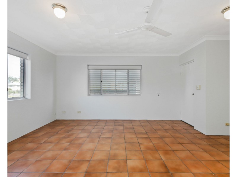 1/72 Thomas Street, Greenslopes QLD 4120