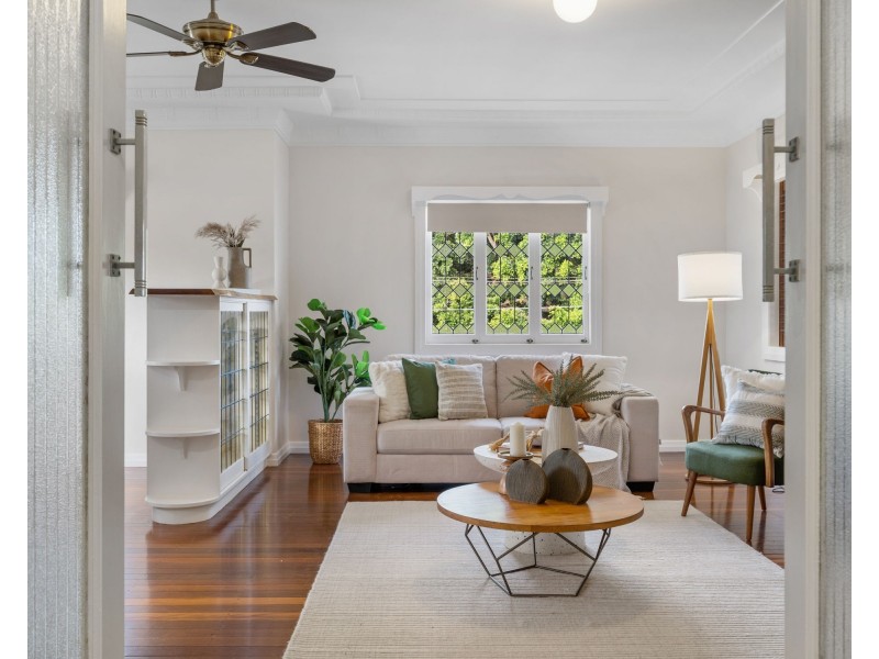 1 Pitcairn Street, Mount Gravatt QLD 4122