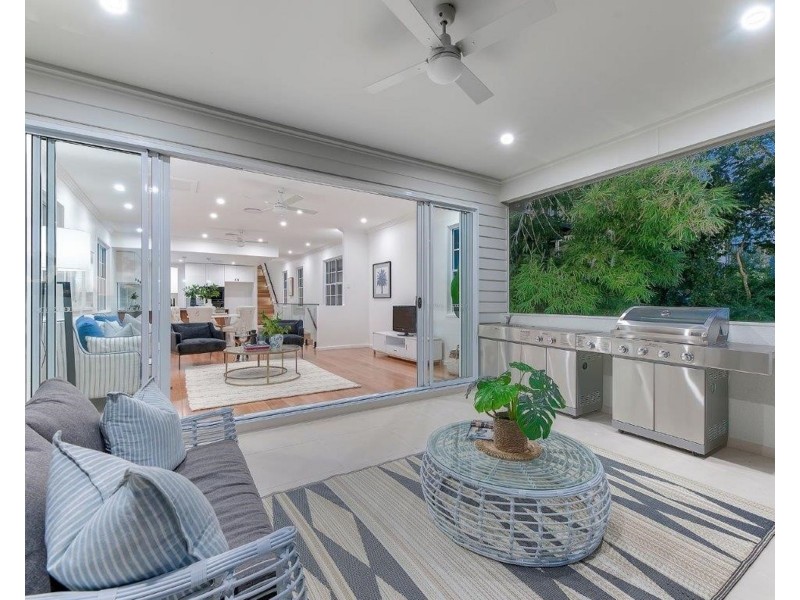 53 Hawken Drive, St Lucia QLD 4067