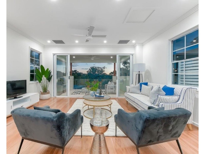 53 Hawken Drive, St Lucia QLD 4067