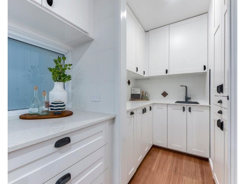 53 Hawken Drive, St Lucia QLD 4067