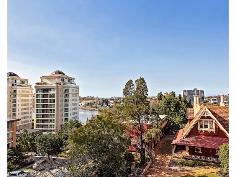 902/188 Shafston Avenue, Kangaroo Point QLD 4169