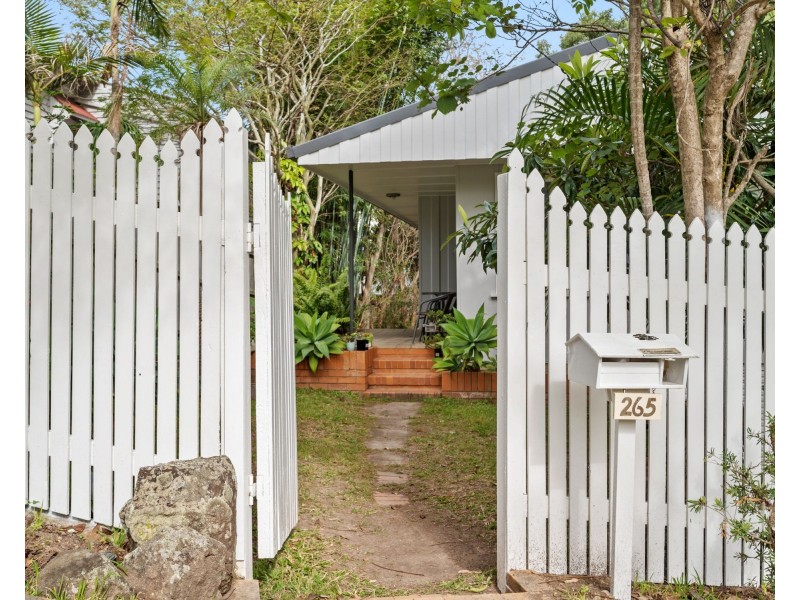 265 Oates Avenue, Holland Park QLD 4121
