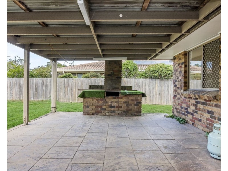 15 Saint Helena Place, Tingalpa QLD 4173