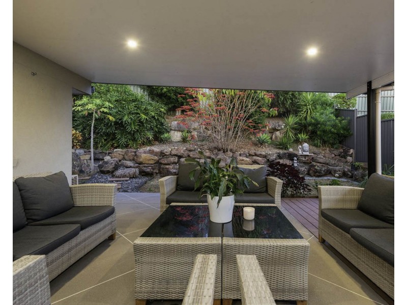 137 Sapphire Street, Holland Park QLD 4121