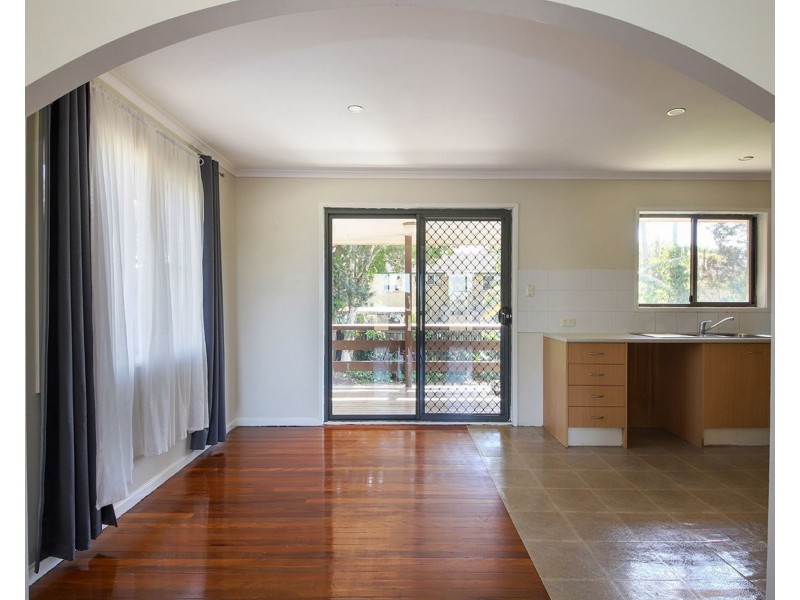 7 Robtrish Street, Manly West QLD 4179