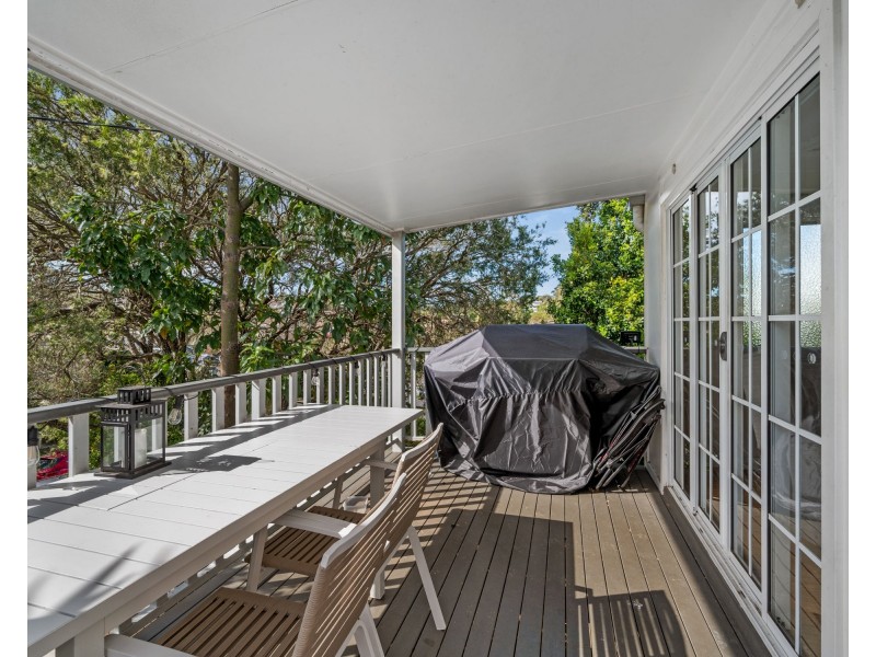 45A Burlington Street, Holland Park QLD 4121