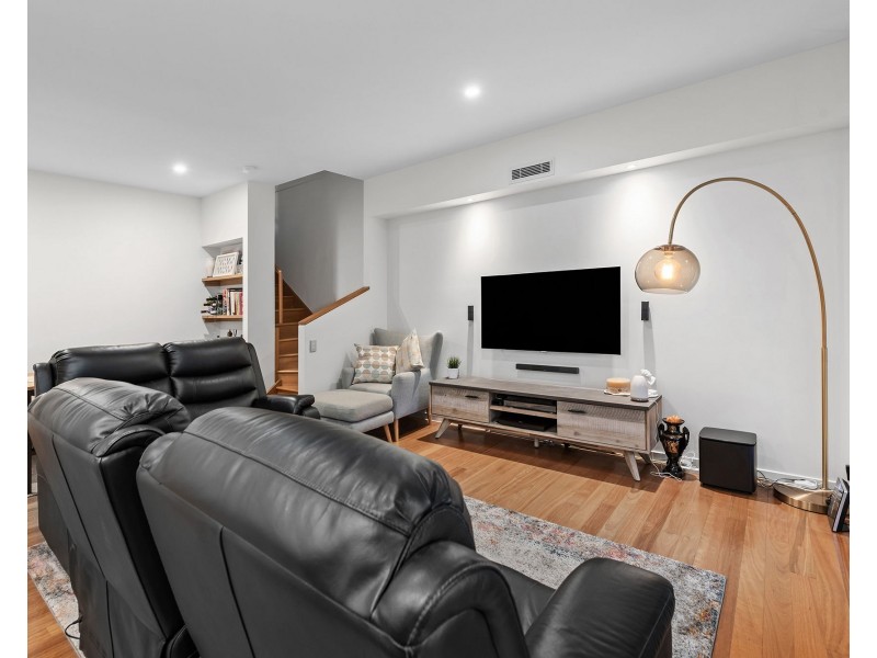 13A Birdwood Street, Coorparoo QLD 4151