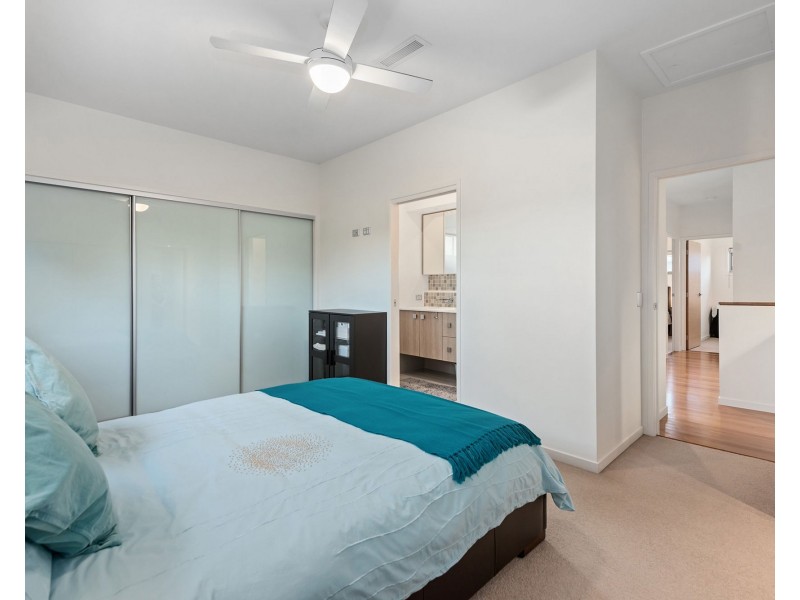 13A Birdwood Street, Coorparoo QLD 4151