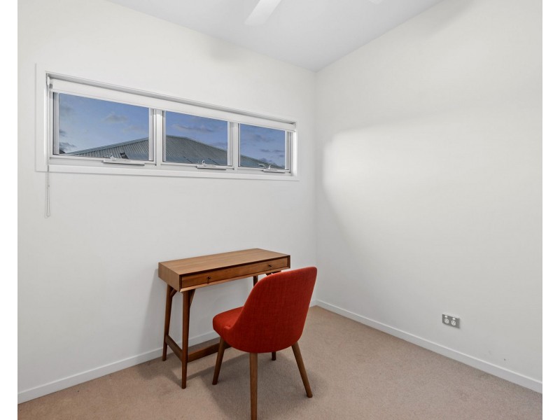 13A Birdwood Street, Coorparoo QLD 4151