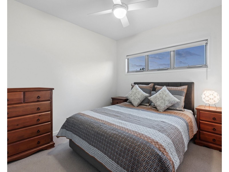 13A Birdwood Street, Coorparoo QLD 4151