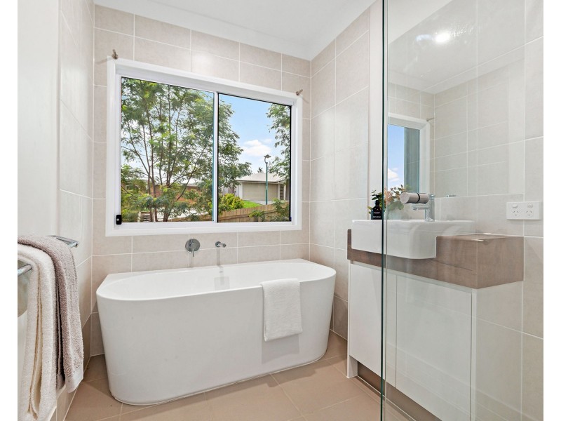 65 Cowie Street, Deebing Heights QLD 4306