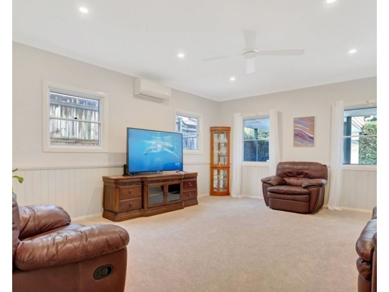 40 Macaulay Street, Coorparoo QLD 4151