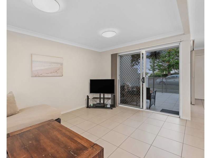 2/4-6 East Street, Camp Hill QLD 4152