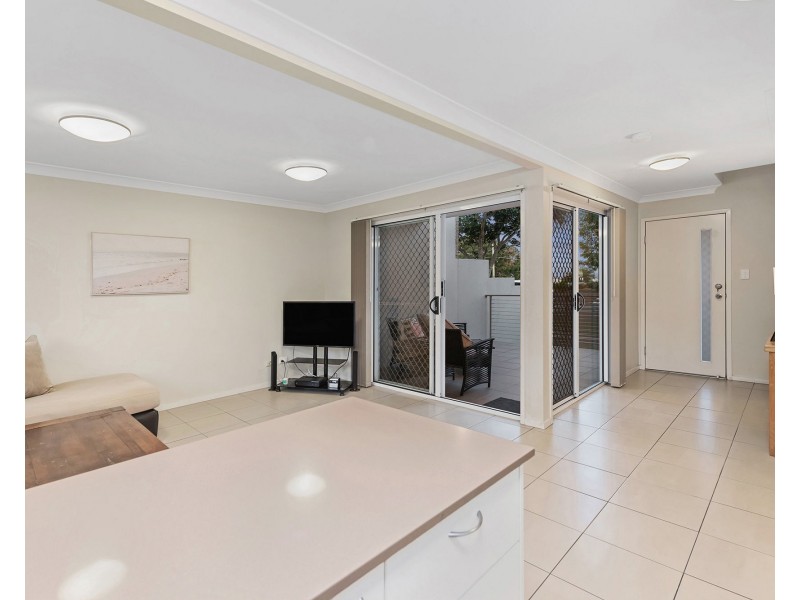 2/4-6 East Street, Camp Hill QLD 4152