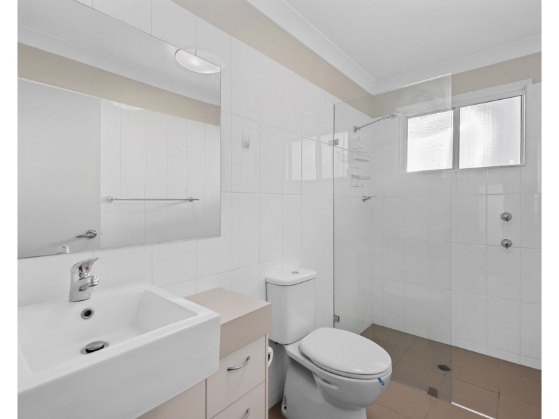 2/4-6 East Street, Camp Hill QLD 4152