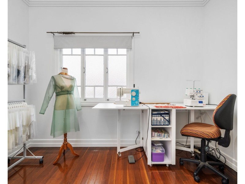 18 Salisbury Street, Coorparoo QLD 4151