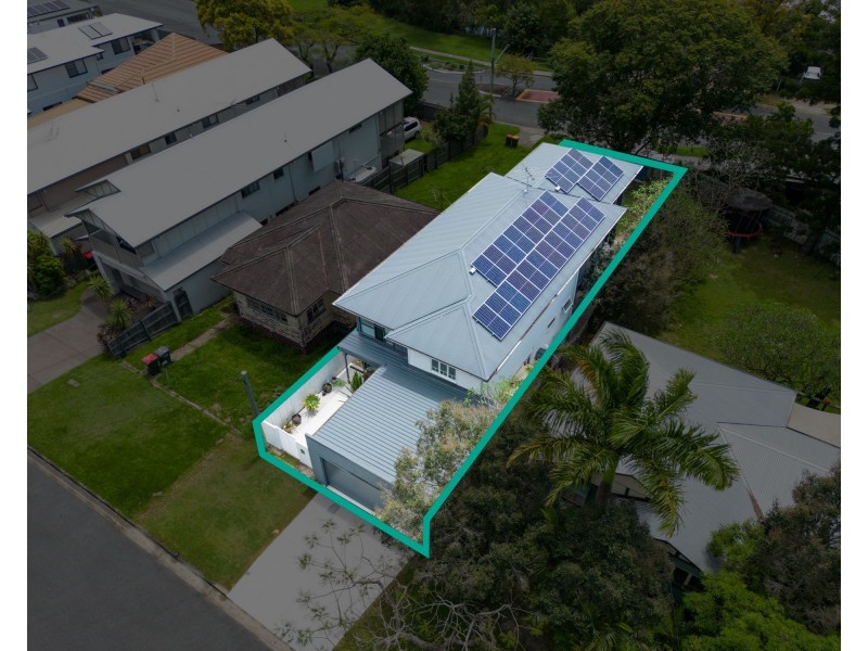 18 Salisbury Street, Coorparoo QLD 4151