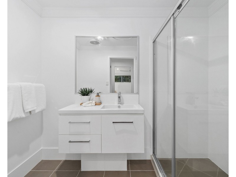 2/101 Jones Road, Carina Heights QLD 4152