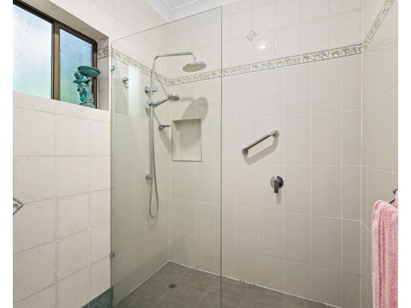 2-4 Lee Court, Bahrs Scrub QLD 4207