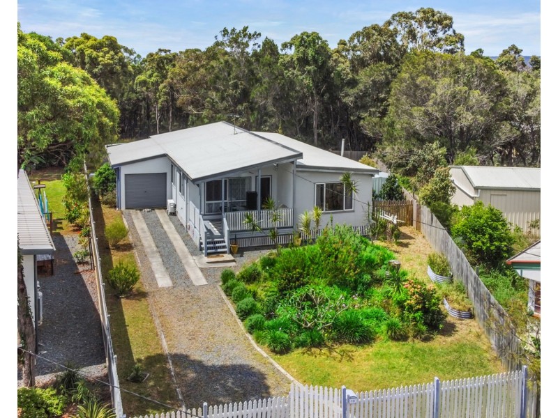 10 Alistair Court, Macleay Island QLD 4184