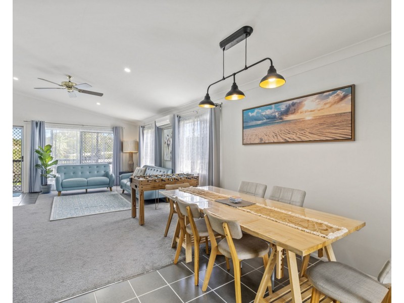 10 Alistair Court, Macleay Island QLD 4184