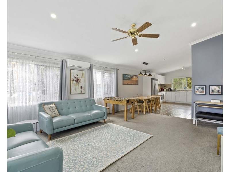 10 Alistair Court, Macleay Island QLD 4184