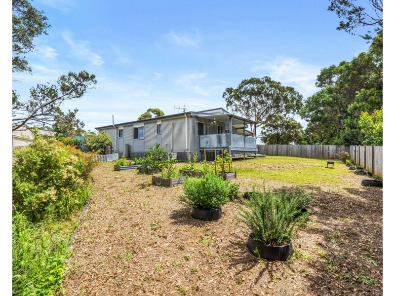 10 Alistair Court, Macleay Island QLD 4184
