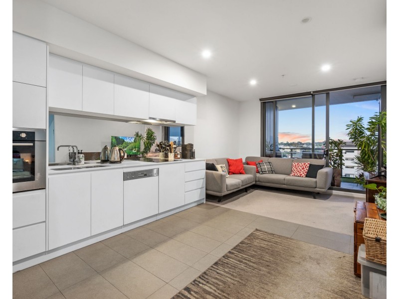 10606/300 Old Cleveland Road, Coorparoo QLD 4151