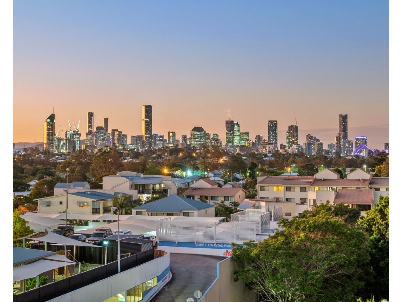 10606/300 Old Cleveland Road, Coorparoo QLD 4151