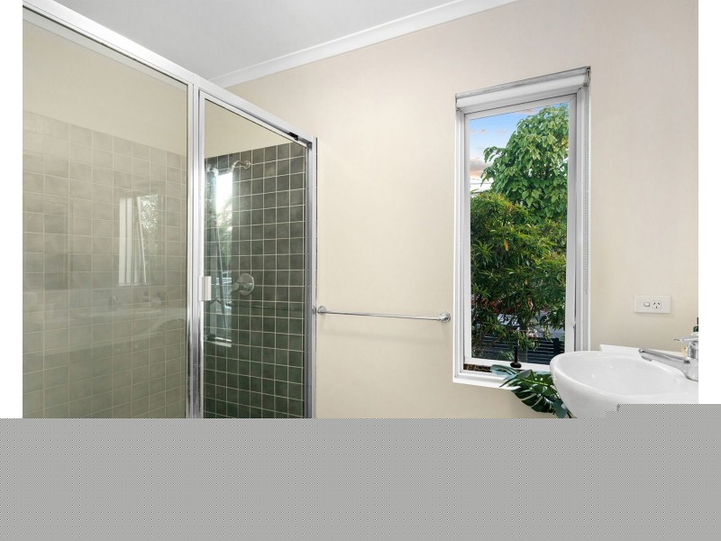 208/18 Richmond Road, Morningside QLD 4170