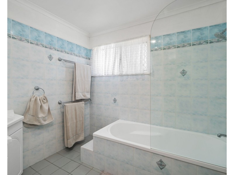 20 Katrina Crescent, Waterford West QLD 4133