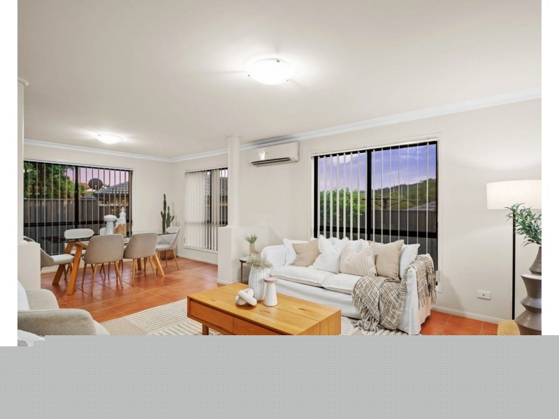 76 Kirra Place, Carindale QLD 4152