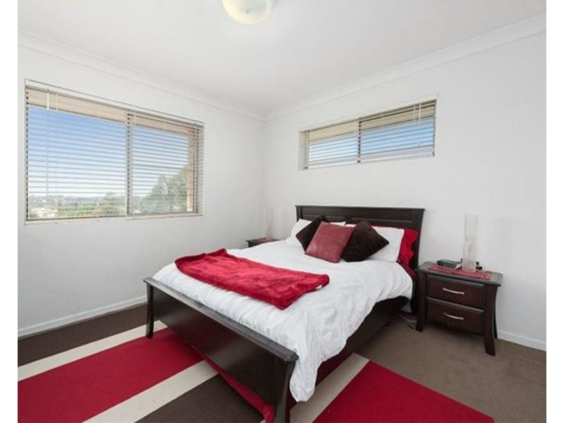 4/14 Sinclair Street, East Brisbane QLD 4169